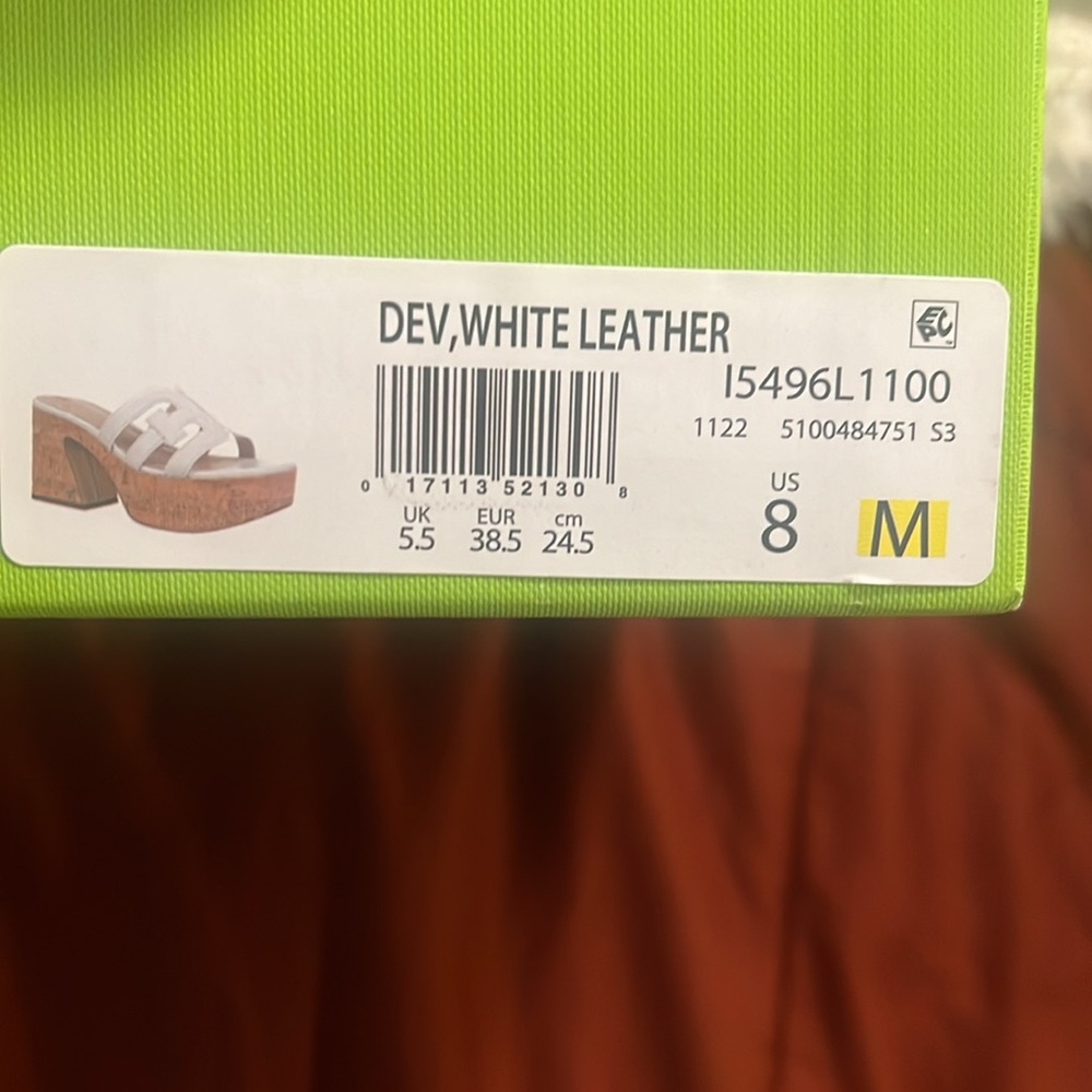 Sam Edelman - Picture 4 of 5